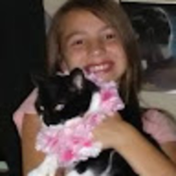 Meet your Posher, Alex - Picture 1 of 1